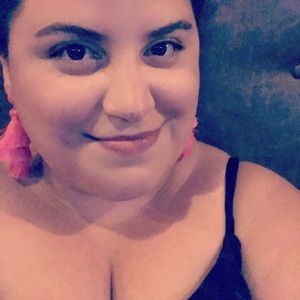 Meet your Posher, Cristina